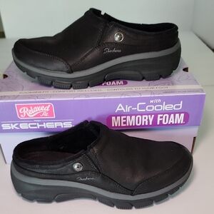 Skechers Women's Black Slip-On Shoes